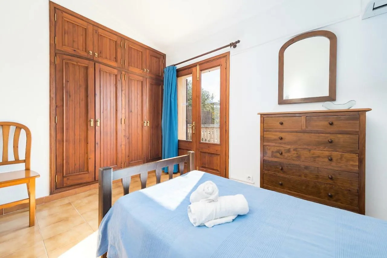Coste Can Moragues Pollenca Villa